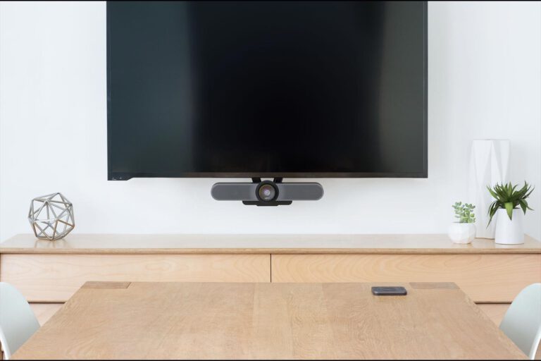 s3 rgb jpg med MEETUP Enviro Table Close Up