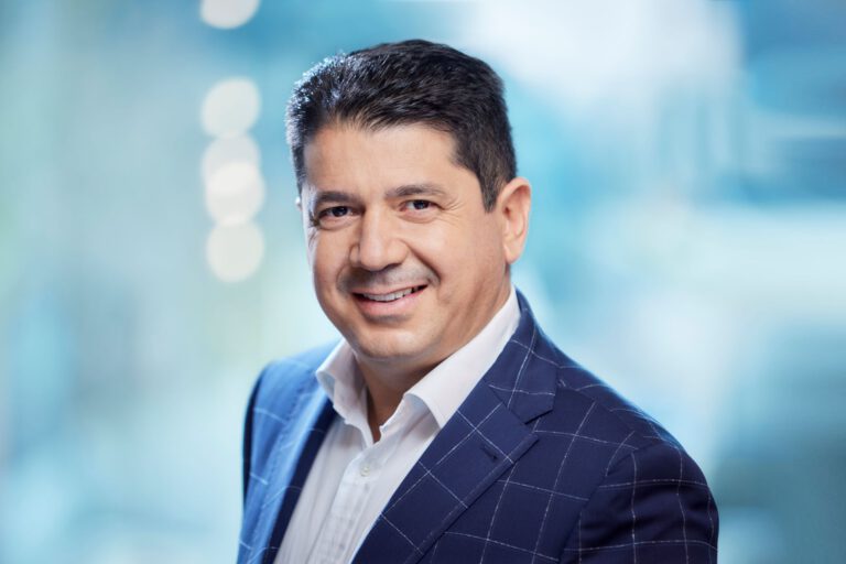 Costas Tziamalis - Członek Zarządu ASBIS Enterprises s