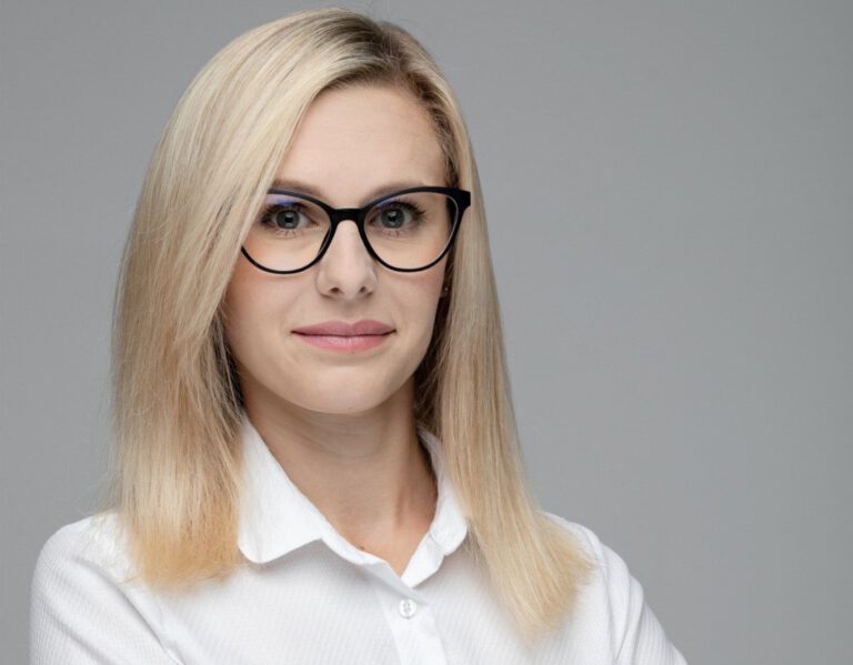 Kornelia Szlósarczyk, Tech Data