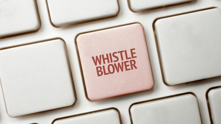 sygnaliści, whistleblower