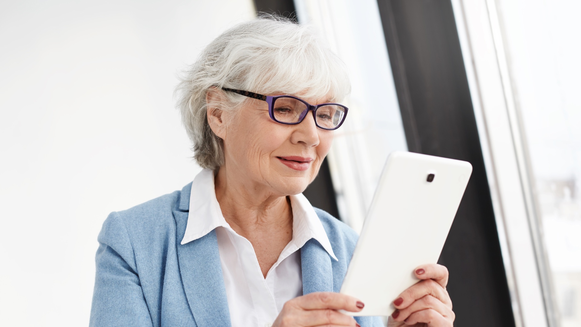 Senior, dzień babci i dziadka, technologia