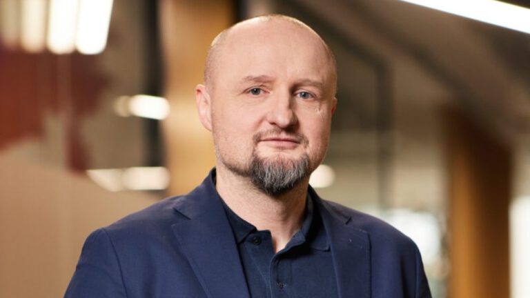 Krzysztof Cybulski, Esri Polska
