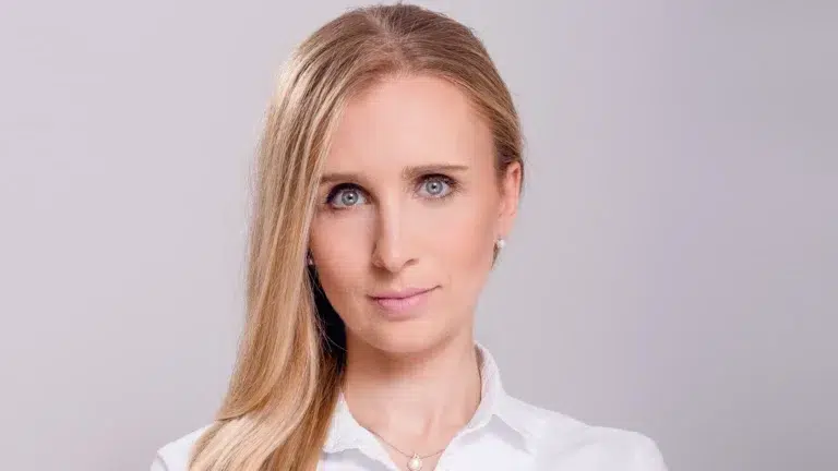 Monika Kleinrok-Brzozowska, Esri polska